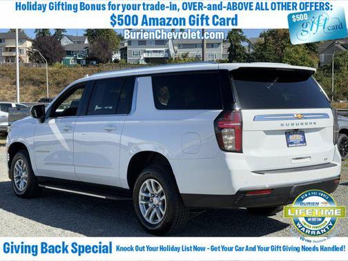 2023 Chevrolet Suburban LT