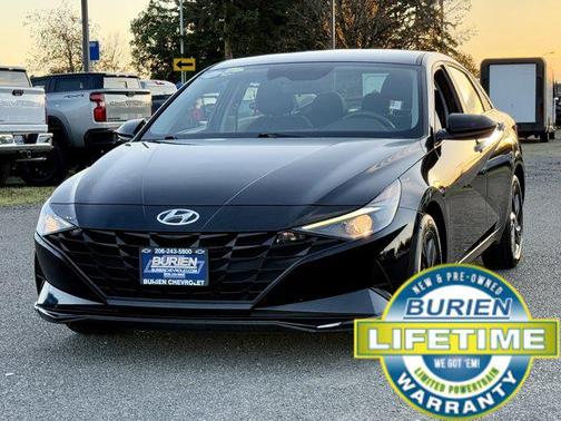 2022 Hyundai ELANTRA SEL