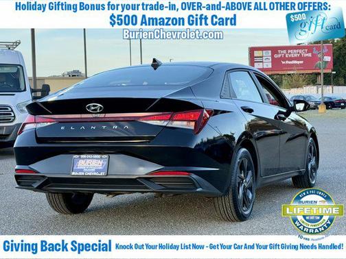 2022 Hyundai ELANTRA SEL