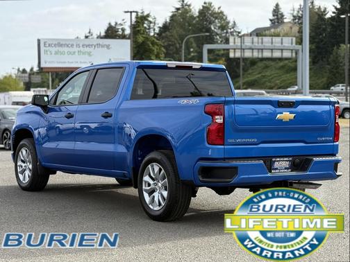 2025 Chevrolet Silverado 1500 Custom
