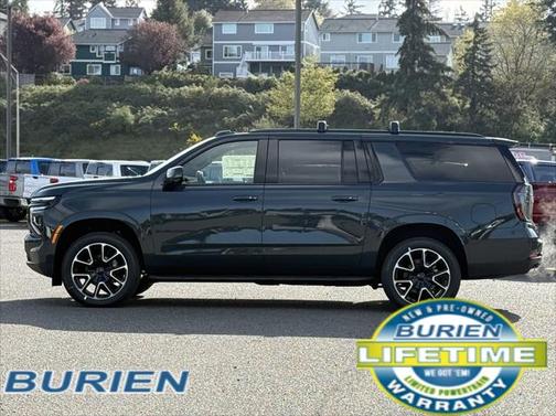 2025 Chevrolet Suburban RST