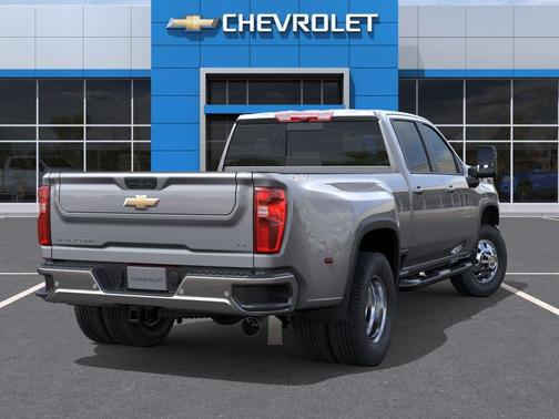 Sterling Gray Metallic 2026 Chevrolet Silverado 3500 LT