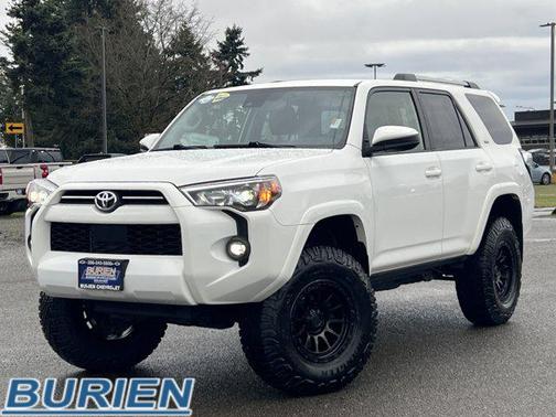 2022 Toyota 4Runner SR5