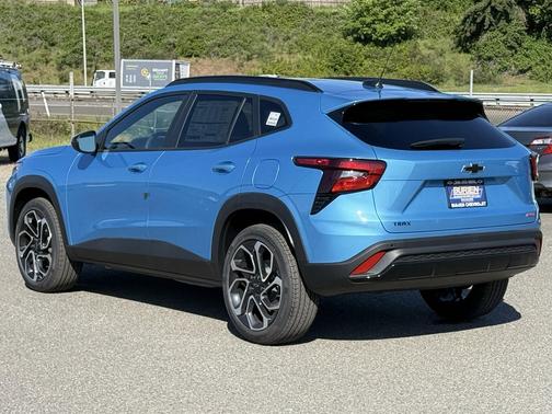 Marina Blue Metallic 2026 Chevrolet Trax FWD 2RS