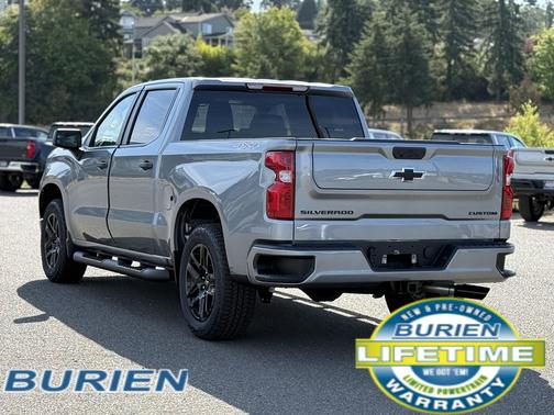 2025 Chevrolet Silverado 1500 Custom