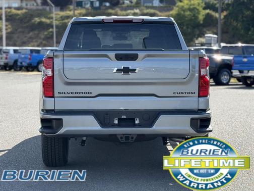 2025 Chevrolet Silverado 1500 Custom