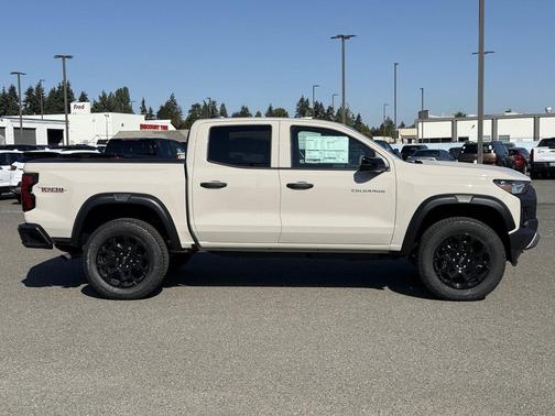 White Sands 2026 Chevrolet Colorado Trail Boss