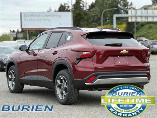 2025 Chevrolet Trax LT