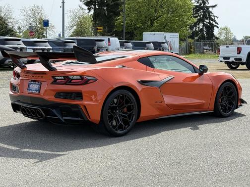 Sebring Orange Tintcoat 2026 Chevrolet Corvette ZR1