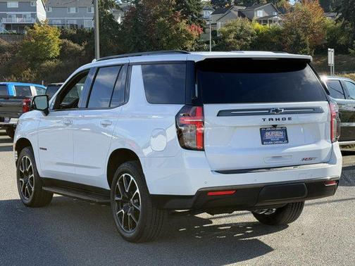2022 Chevrolet Tahoe 4WD RST