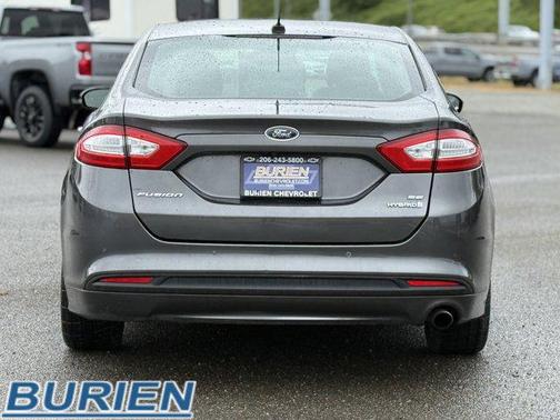 2016 Ford Fusion Hybrid SE