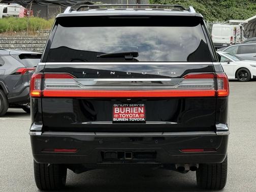 Black Velvet 2018 Lincoln Navigator Reserve