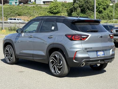 Sterling Gray Metallic 2026 Chevrolet Trailblazer RS