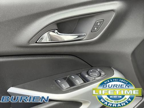 2025 Chevrolet Trax FWD 1RS