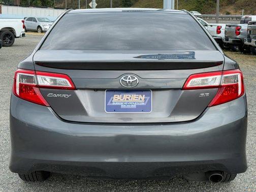 2014 Toyota Camry SE