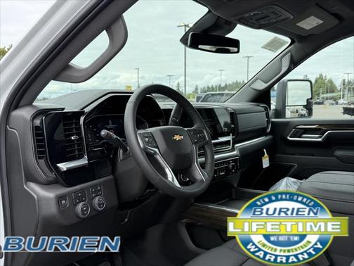 2025 Chevrolet Silverado 3500 LT