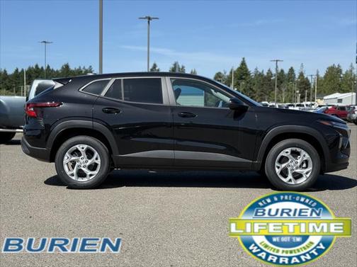 2025 Chevrolet Trax LS