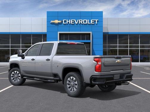 Sterling Gray Metallic 2026 Chevrolet Silverado 2500 Custom