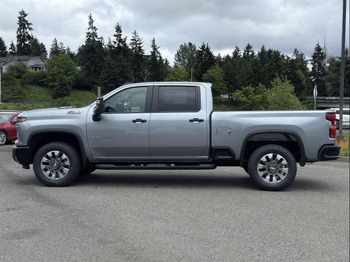 Sterling Gray Metallic 2026 Chevrolet Silverado 2500 Custom