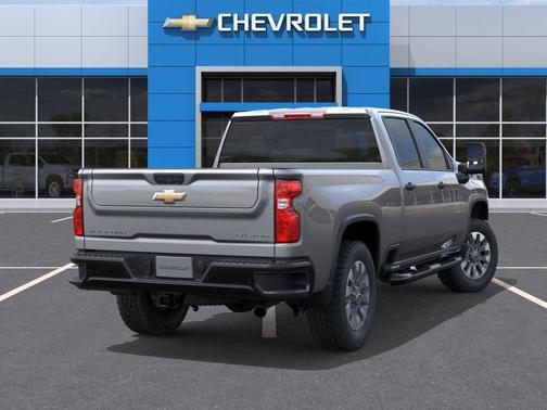 Sterling Gray Metallic 2026 Chevrolet Silverado 2500 Custom