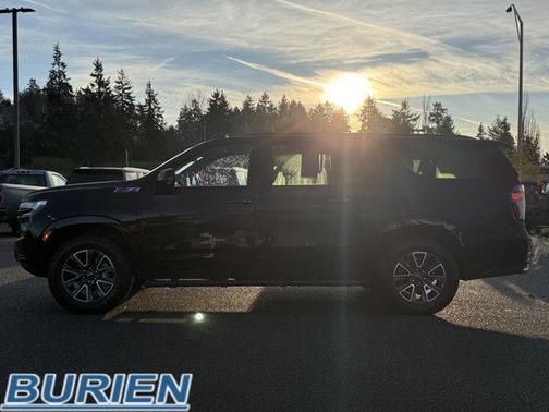 2023 Chevrolet Suburban 4WD Z71