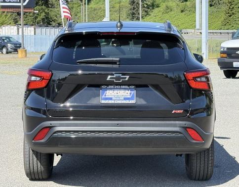 Mosaic Black Metallic 2026 Chevrolet Trax FWD 2RS