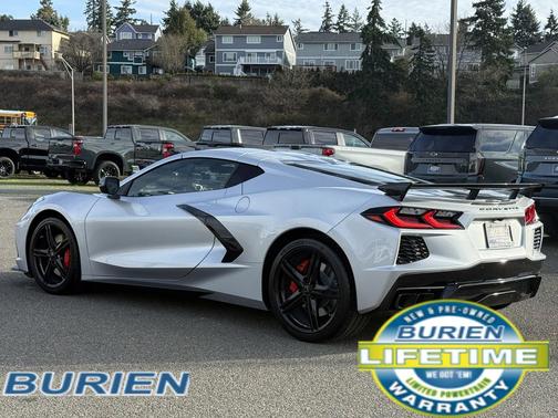 2026 Chevrolet Corvette Stingray w/2LT