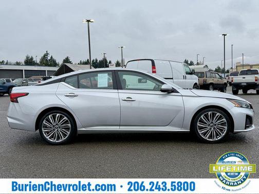 2023 Nissan Altima 2.5 SL