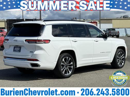 Bright White Clearcoat 2024 Jeep Grand Cherokee L Overland