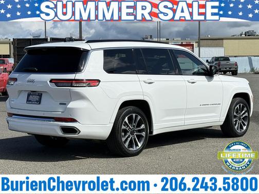 Bright White Clearcoat 2024 Jeep Grand Cherokee L Overland