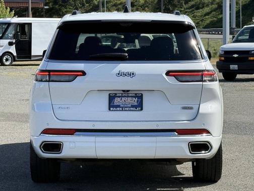Bright White Clearcoat 2024 Jeep Grand Cherokee L Overland
