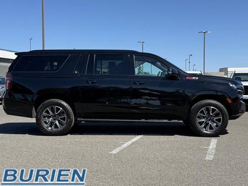 2023 Chevrolet Suburban 4WD Z71