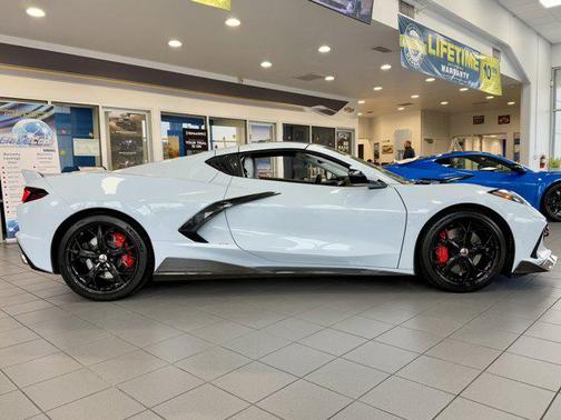 2020 Chevrolet Corvette Stingray w/3LT