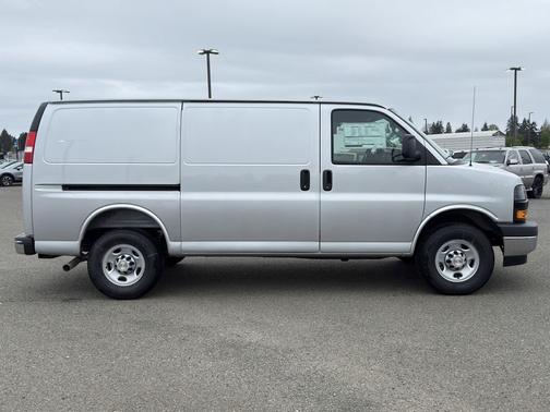 Silver Ice Metallic 2026 Chevrolet Express 2500 Work Van