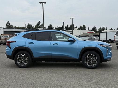 Marina Blue Metallic 2026 Chevrolet Trax LT