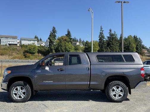 2014 Toyota Tundra SR5