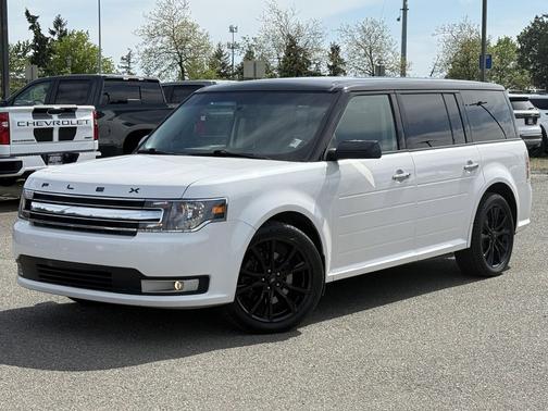 White Platinum Metallic Tri-Coat 2019 Ford Flex SEL