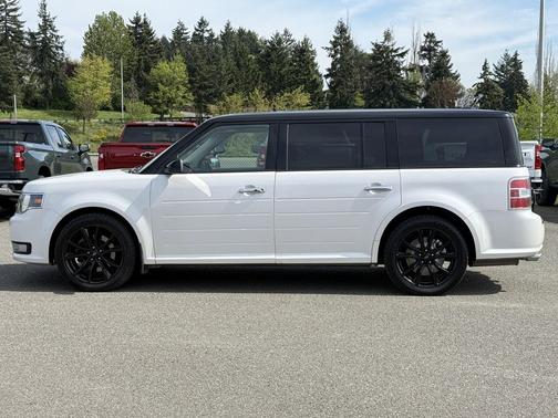White Platinum Metallic Tri-Coat 2019 Ford Flex SEL