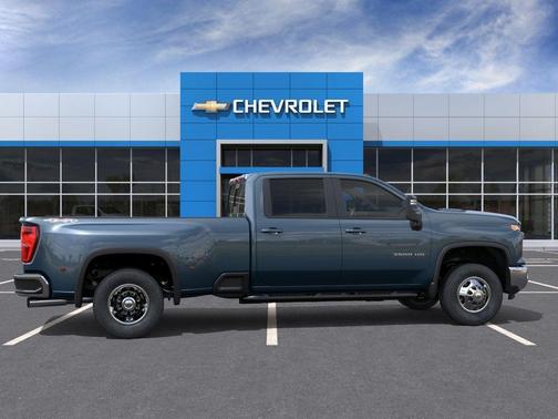 Lakeshore Blue Metallic 2026 Chevrolet Silverado 3500 LT