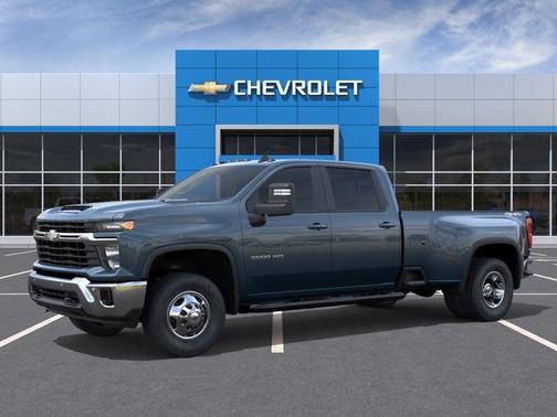 Lakeshore Blue Metallic 2026 Chevrolet Silverado 3500 LT