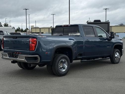 Lakeshore Blue Metallic 2026 Chevrolet Silverado 3500 LT