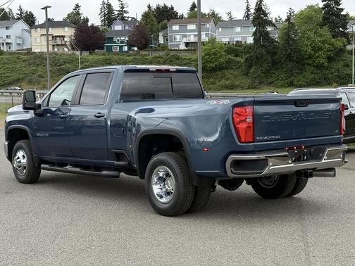 Lakeshore Blue Metallic 2026 Chevrolet Silverado 3500 LT