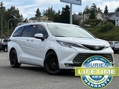 2024 Toyota Sienna Limited 7-Passenger