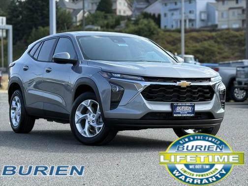 2025 Chevrolet Trax LS