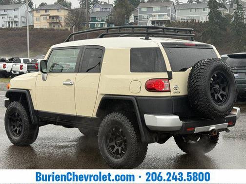 2008 Toyota FJ Cruiser Base