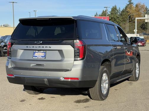 2026 Chevrolet Suburban LS