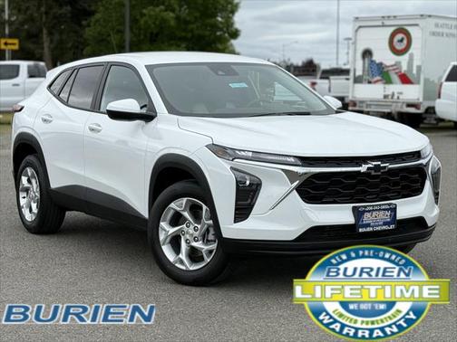 2025 Chevrolet Trax LS