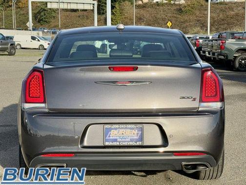 2023 Chrysler 300 S