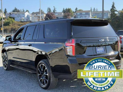 2024 Chevrolet Suburban RST