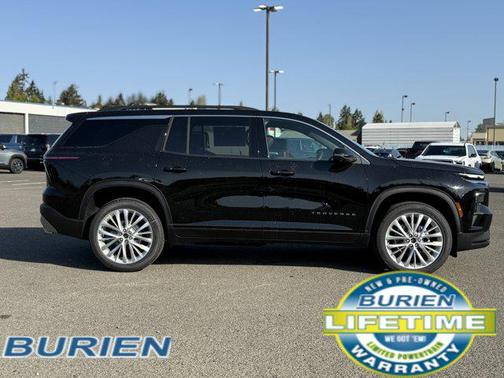 2025 Chevrolet Traverse LT